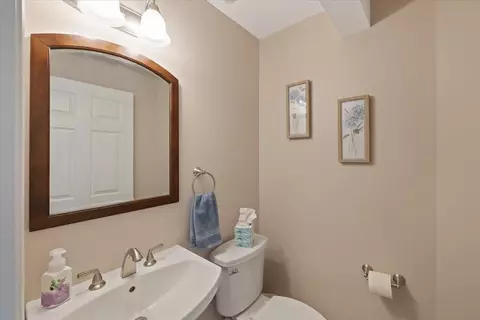 Bath - 1530 E 7th Ave UNIT 8, Spokane, WA 99202 photo 1 of 2