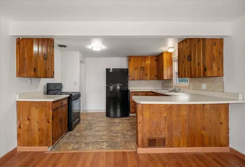 1720 E Francis Ave, Spokane, WA 99208 photo 8