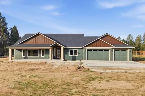 31910 N Zander Ln, Chattaroy, WA 99003