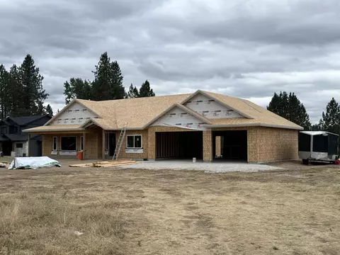 31910 N Zander Ln, Chattaroy, WA 99003