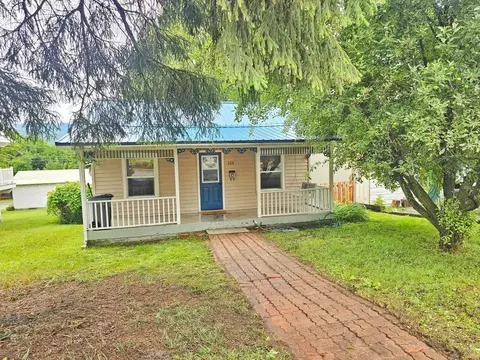 308 S Hofstetter St, Colville, WA 99114