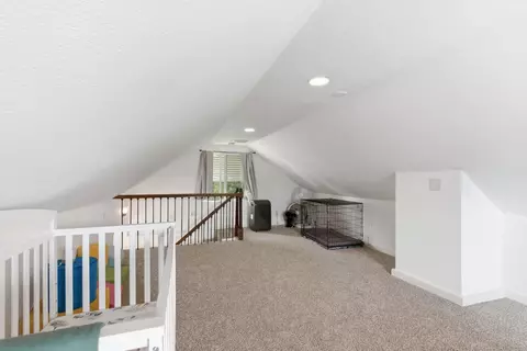 Entry Way - 2211 E Central Ave, Spokane, WA 99208 photo 4 of 4