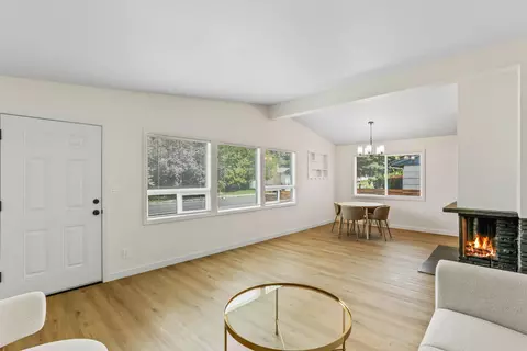 Living - 1012 E 37th Ave, Spokane, WA 99203 photo 1 of 2