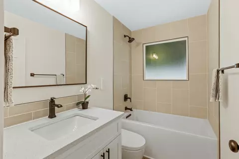 Bath - 1012 E 37th Ave, Spokane, WA 99203 photo 1 of 1