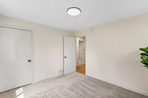 Bedroom - 1012 E 37th Ave, Spokane, WA 99203 photo 4 of 7