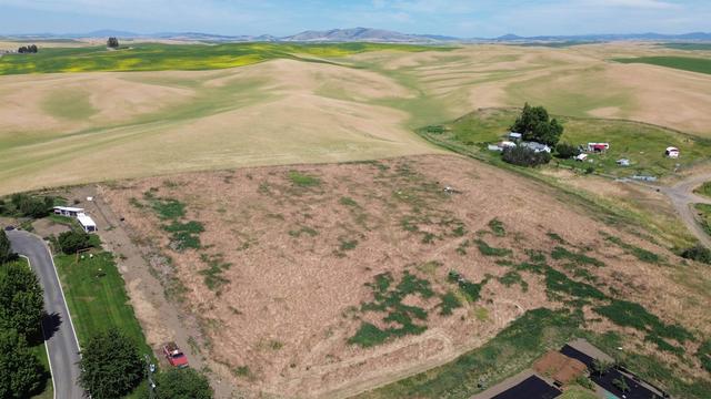 Nna Henry St, Oakesdale, WA 99158