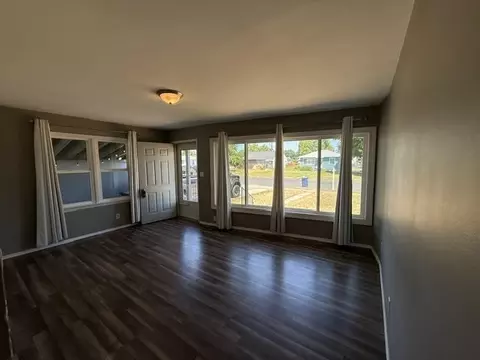 528 E Joseph Ave, Spokane, WA 99208 photo 5