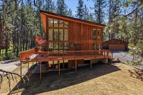 4605 W Pinto Rd, Cheney, WA 99004