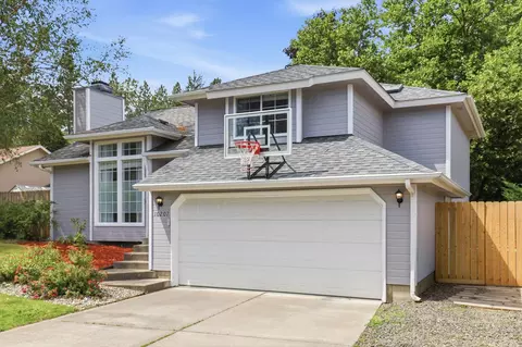 Exterior - 10207 N Arrowhead Dr, Spokane, WA 99208 photo 3 of 13