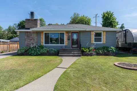 5922 N Montevista Pl, Spokane, WA 99205