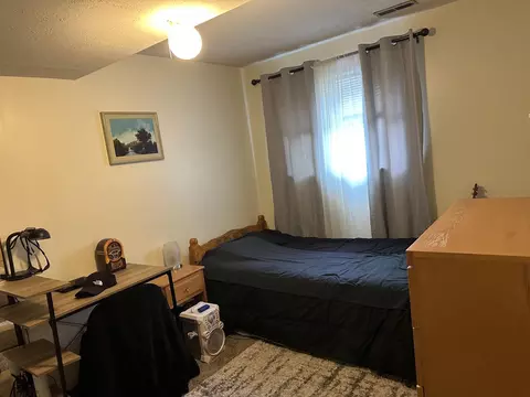 Bedroom - 804 E 37th Ave, Spokane, WA 99203 photo 6 of 7