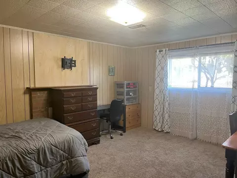 Bedroom - 804 E 37th Ave, Spokane, WA 99203 photo 4 of 7