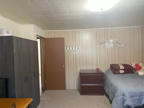 Bedroom - 804 E 37th Ave, Spokane, WA 99203 photo 3 of 7