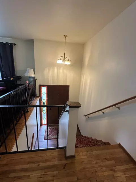 Entry Way - 804 E 37th Ave, Spokane, WA 99203 photo 1 of 2