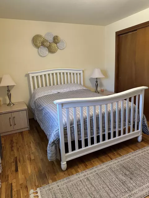 Bedroom - 804 E 37th Ave, Spokane, WA 99203 photo 2 of 7