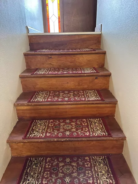 Entry Way - 804 E 37th Ave, Spokane, WA 99203 photo 2 of 2