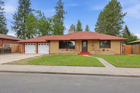 228 W Nebraska Ave, Spokane, WA 99205