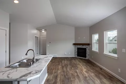 1815 W Jay Ave, Spokane, WA 99208 photo 7