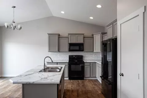 1815 W Jay Ave, Spokane, WA 99208 photo 5