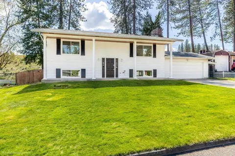 817 W Falcon Ave, Spokane, WA 99218