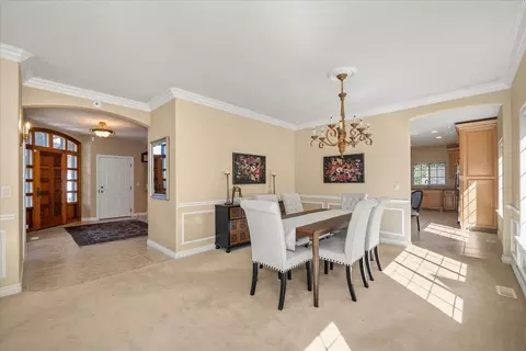Dining - 1909 E Pinecrest Rd, Spokane, WA 99203 photo 2 of 4