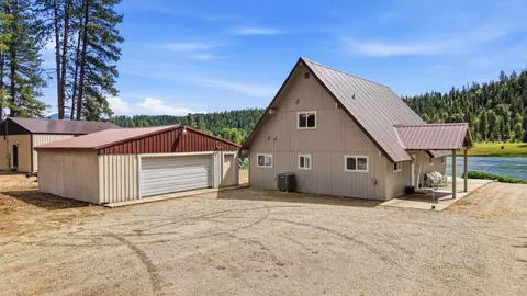 Exterior - 128 S River Rd, Cusick, WA 99119 photo 4 of 5