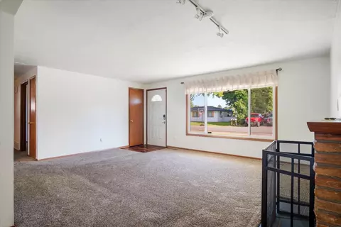 14005 E 5th Ave, Spokane Valley, WA 99216 photo 3