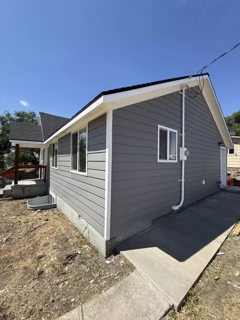 Exterior - 1903 E Main Ave, Spokane, WA 99202 photo 2 of 2