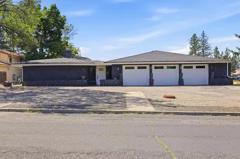1627 W Courtland Ave, Spokane, WA 99205