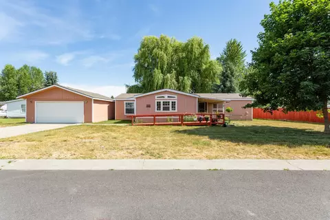 407 E Meadowmere Way, Deer Park, WA 99006