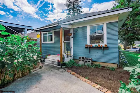 Exterior - 711 E Dalton Ave, Spokane, WA 99207 photo 4 of 9