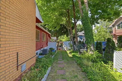 Exterior - 421 E 28th Ave, Spokane, WA 99203 photo 7 of 9