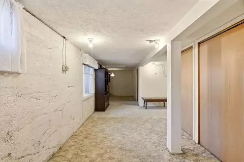 Entry Way - 421 E 28th Ave, Spokane, WA 99203 photo 2 of 3
