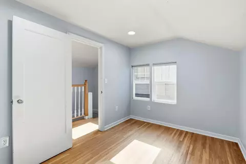 Bedroom - 611 E 25th Ave, Spokane, WA 99203 photo 5 of 5