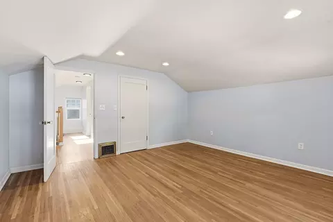 Bedroom - 611 E 25th Ave, Spokane, WA 99203 photo 4 of 5