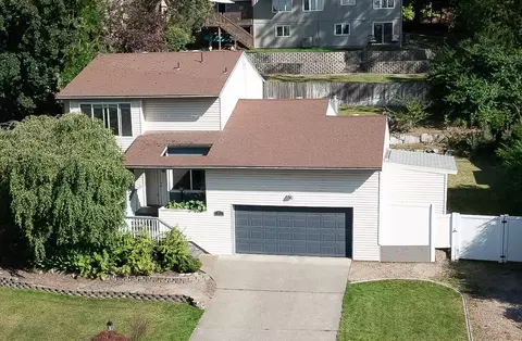 9522 N Loganberry Ct, Spokane, WA 99208