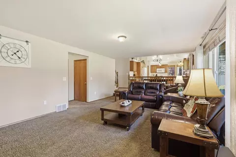 Living - 1013 E Blackhawk Dr, Spokane, WA 99208 photo 5 of 5
