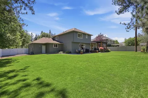 Exterior - 1013 E Blackhawk Dr, Spokane, WA 99208 photo 12 of 18