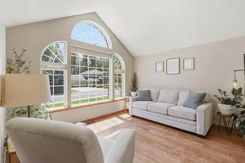 Living - 1013 E Blackhawk Dr, Spokane, WA 99208 photo 1 of 5