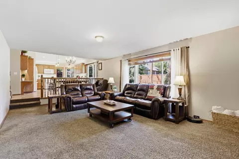 Living - 1013 E Blackhawk Dr, Spokane, WA 99208 photo 4 of 5