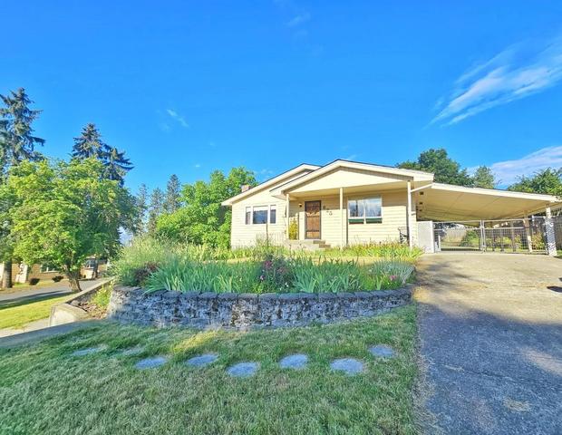 825 N Jefferson St, Colville, WA 99114