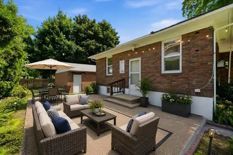 Exterior - 1027 E 17th Ave, Spokane, WA 99203 photo 5 of 9