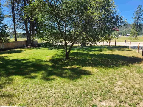 3252 Circle Dr, Valley, WA 99181 photo 7