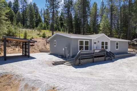 642 Diamond Dr, Newport, WA 99156