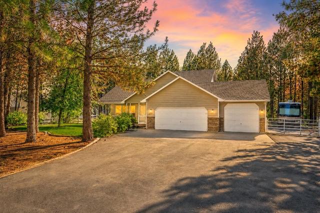 6305 Jenna Dr, Nine Mile Falls, WA 99026
