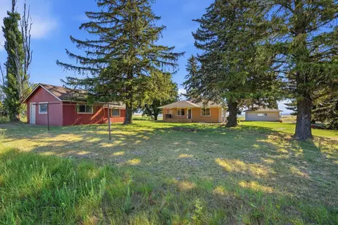 11213 E Cameron Rd, Fairfield, WA 99012