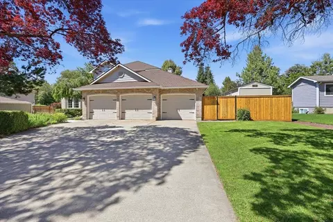 Exterior - 3109 E 65th Ave, Spokane, WA 99223 photo 14 of 15