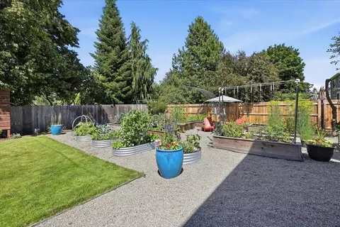 Exterior - 3109 E 65th Ave, Spokane, WA 99223 photo 8 of 15
