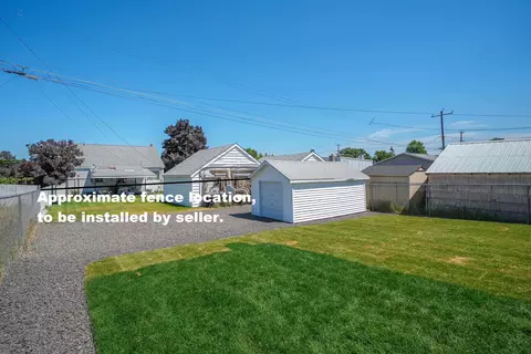 Exterior - 2011 E Longfellow Ave, Spokane, WA 99207 photo 5 of 8