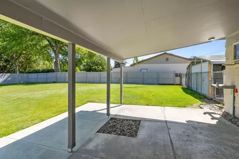 Exterior - 12719 E 8th Ave, Spokane Valley, WA 99216 photo 7 of 12